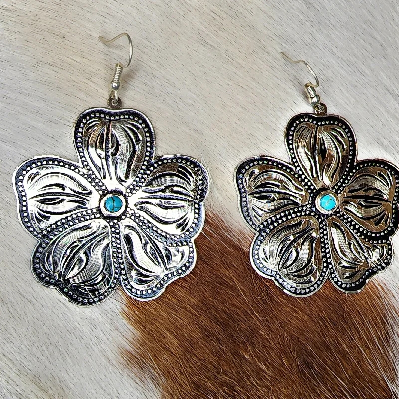 Short Drop Earrings for Subtle -Flower Earrings with Turquoise Color Stone