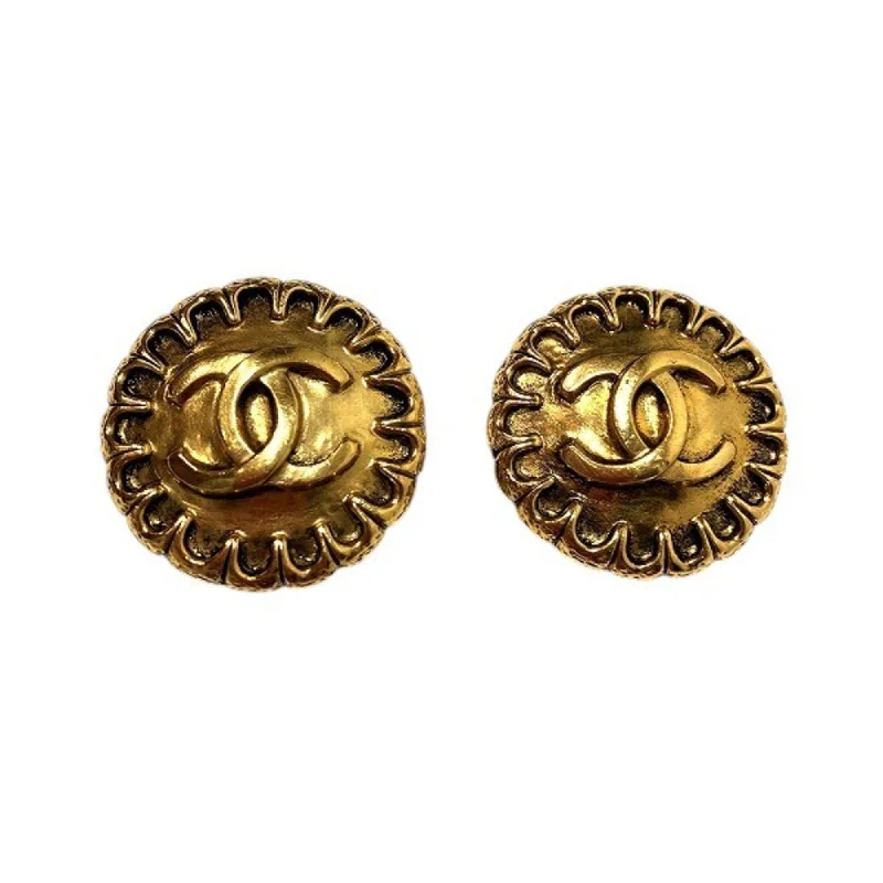 Drop Earrings with Matte Finish -Chanel   Plating Clip Earrings (Pre-Owned)