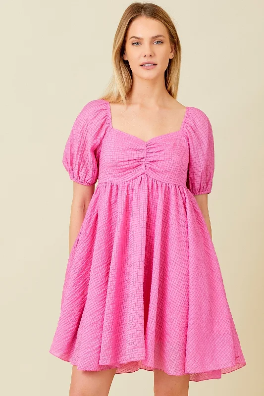 Tie-up Dresses for Decorative -Pink Textured Puff Sleeve Sweetheart Neckline Dress