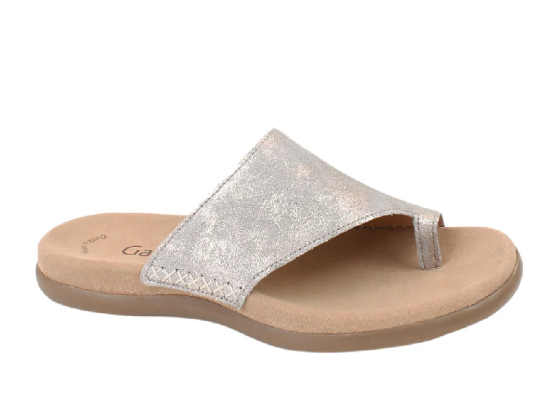 Beach sandals for women with slip-on design and vibrant color options-Gabor Sandals Lanzarote 43.700 Muschel