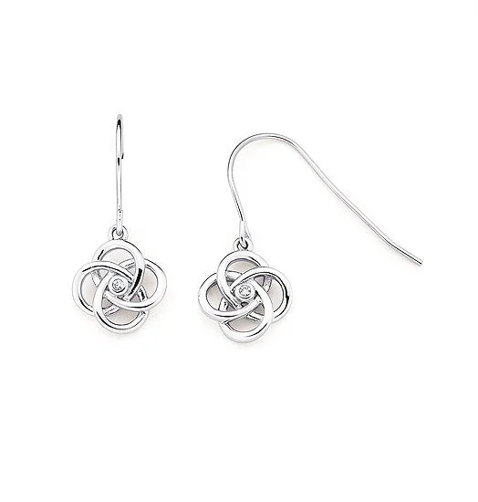 Best hoop earrings with asymmetrical designs for a fashion-forward, avant-garde look-Silver Linked Circle Dangle Earrings