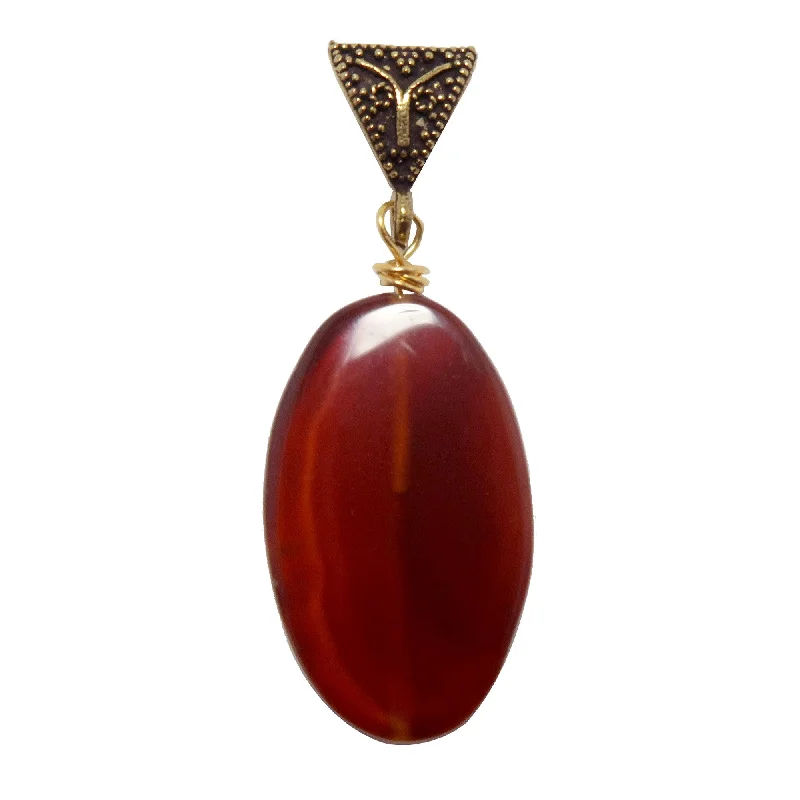 Beautiful necklaces and pendants with moon and star charms for a dreamy effect-Carnelian Pendant Beautiful Beyond Reality Crystal Gold